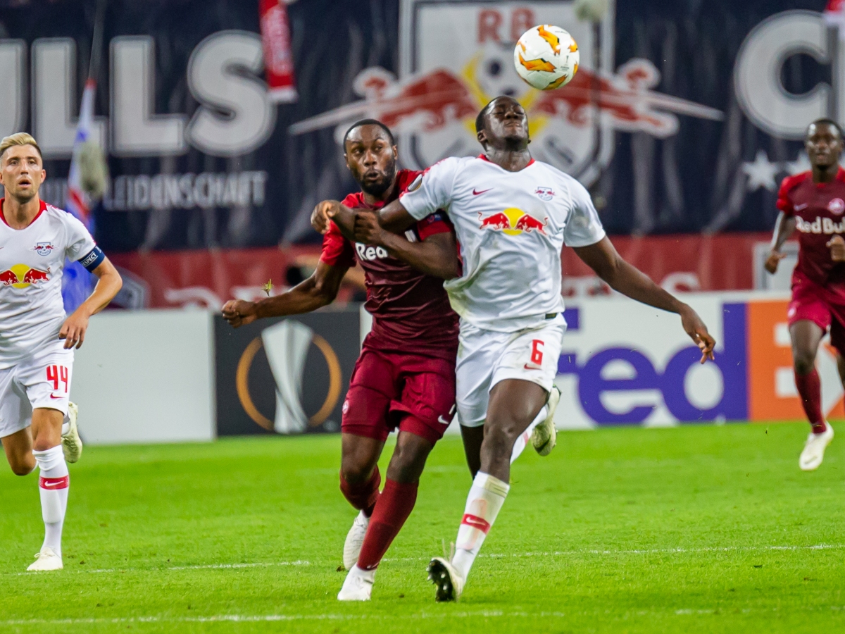 Manchester United aurait jeté son dévolu sur Ibrahima Konaté (RB Leipzig).